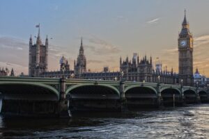 Government to crack down on whiplash claims